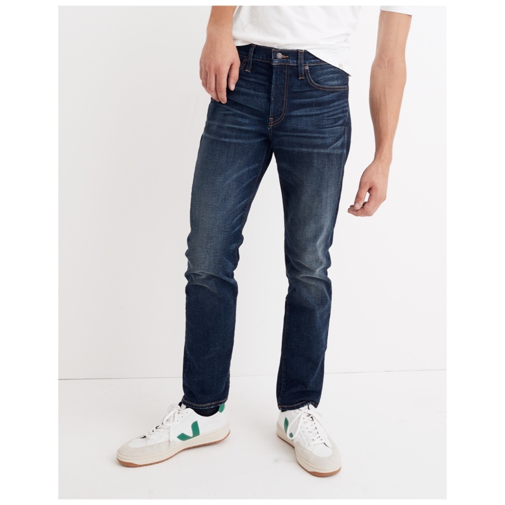 NWT Madewell Straight Authentic Flex Jeans in Market Wash